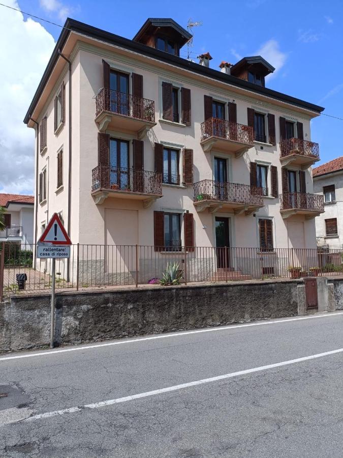 Monte Rosa Studios Invorio Inferiore Екстериор снимка